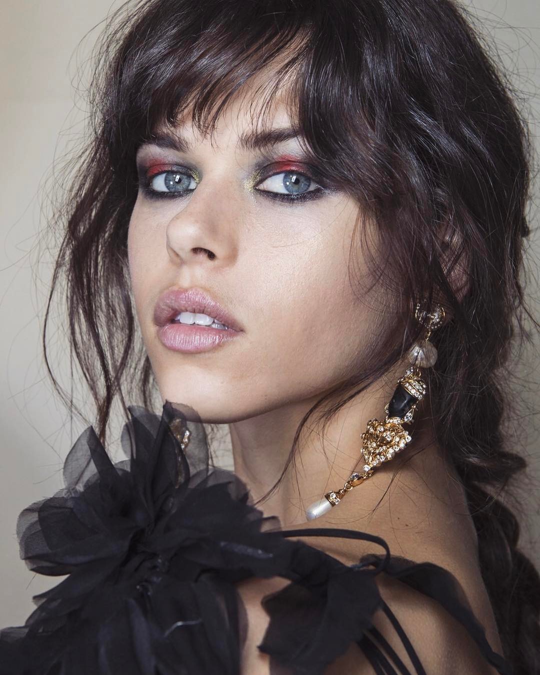 Georgia Fowler is a model that appeared in Kygo Selena Gomez It Aint Me
