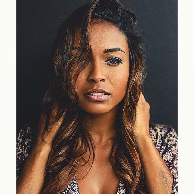 Heart Hayes is a model that appeared in DJ Henry X ft Wizkid Like This