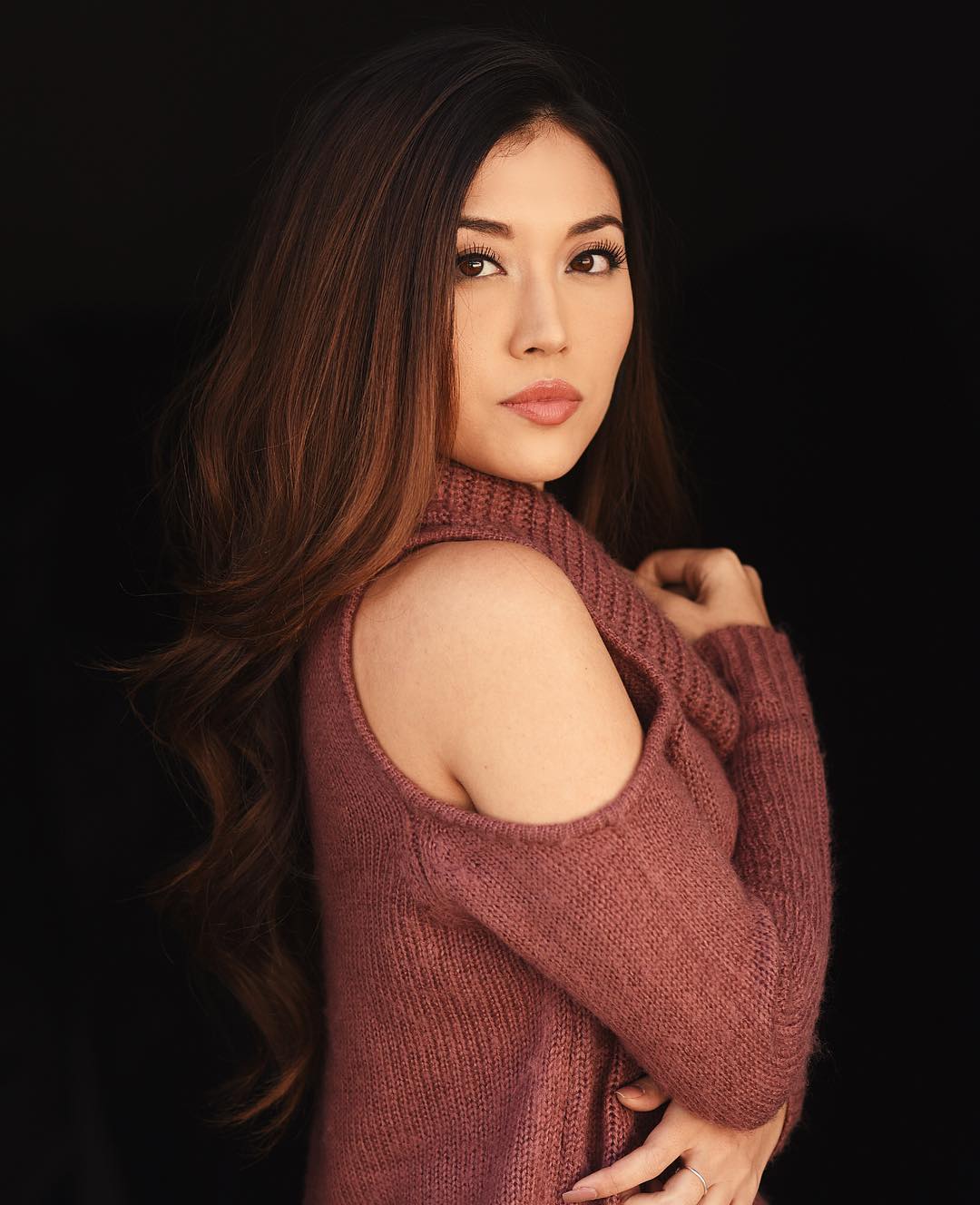 Jennifer Sharp is a model that appeared in Gucci Mane ft Migos I Get The Bag